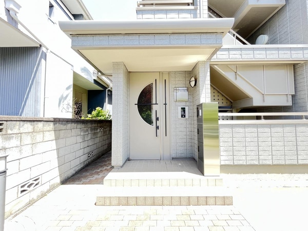 エントランス(エントランス)