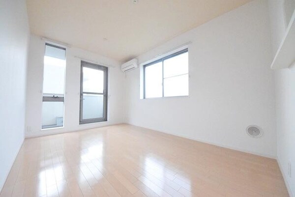 リビング・居室(★最上階角部屋です★)