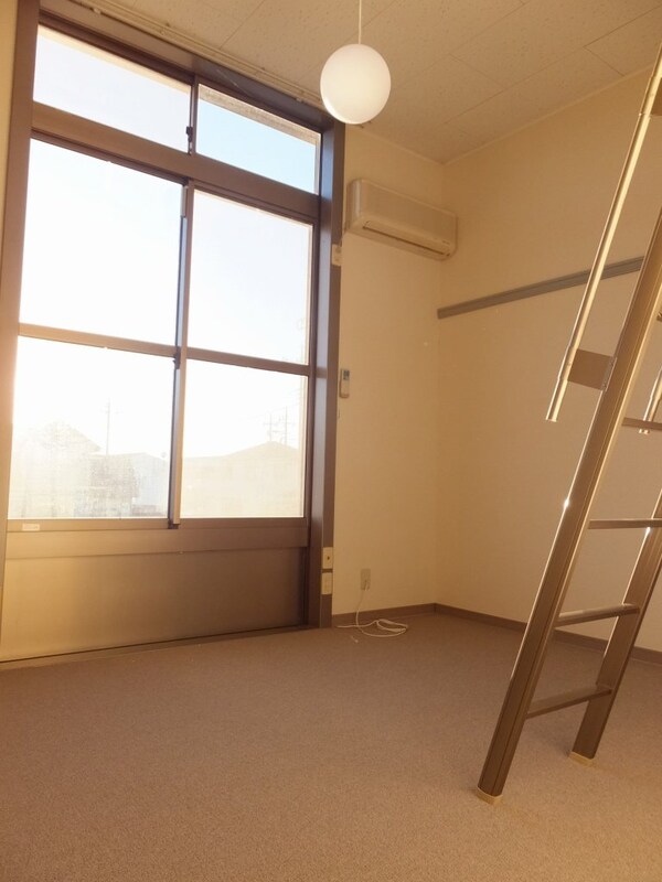 リビング・居室(家具・家電無しのお部屋です。)