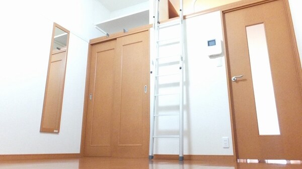 リビング・居室(家具家電付き)