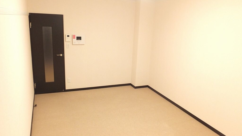 リビング・居室(家具家電設置済みです。)