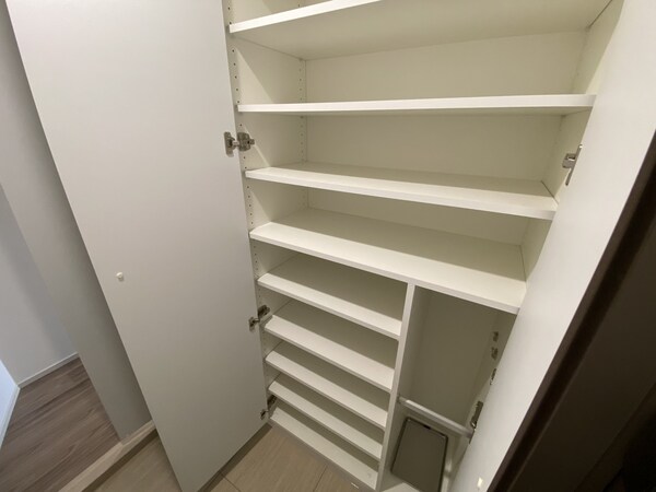 収納(収納)
