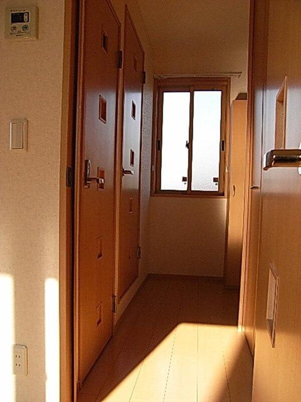 玄関(玄関)