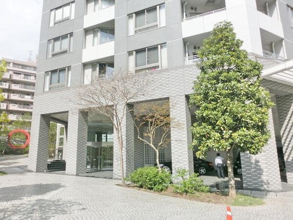 エントランス(お問合せは(株)タウンハウジング東京へ)
