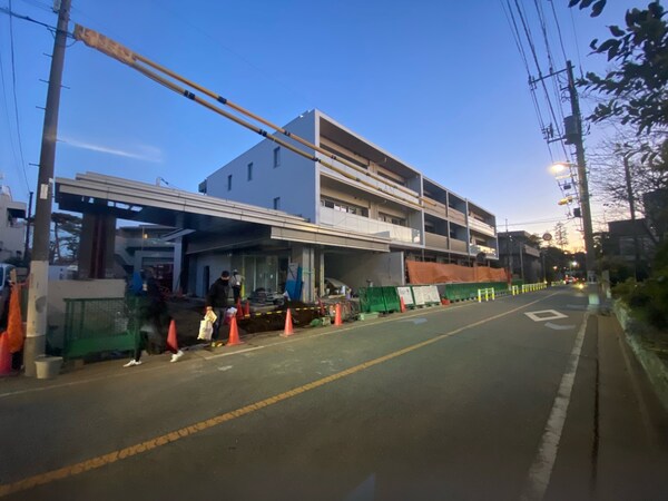 外観(駐車場)