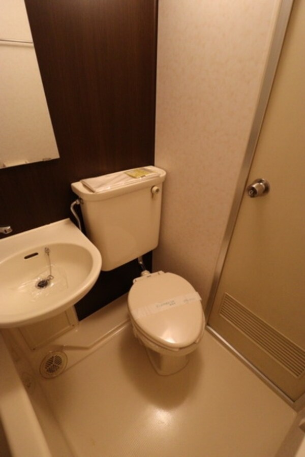 トイレ(別部屋参考写真)