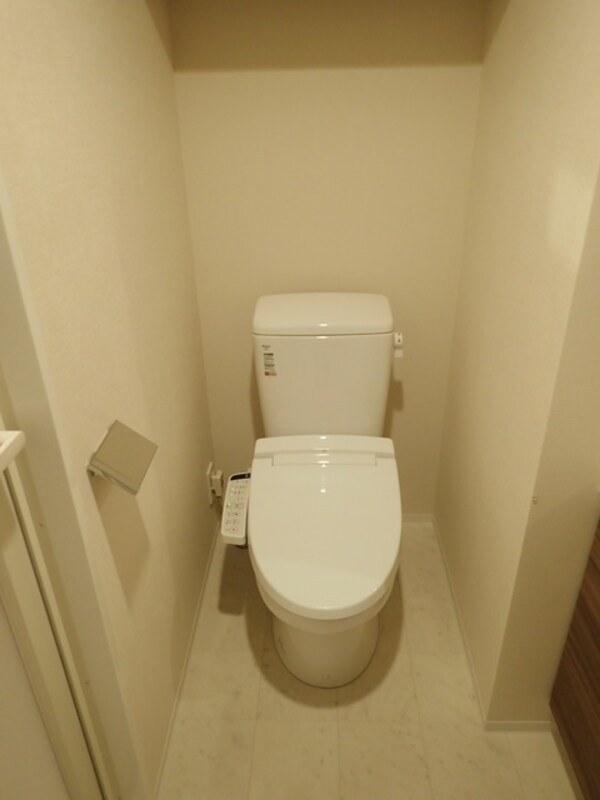 トイレ(同施工会社参考写真)