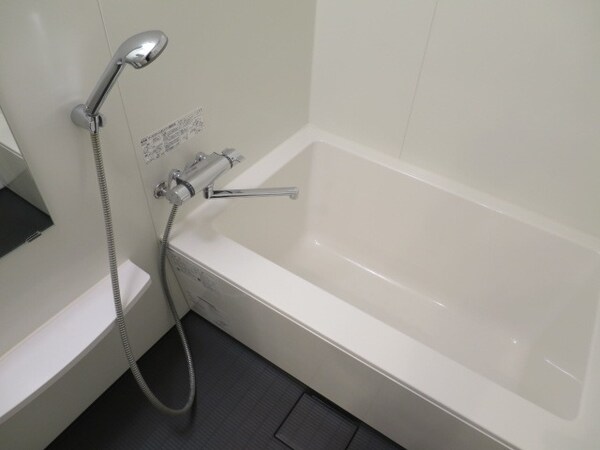 バス／シャワールーム等(バスルーム)