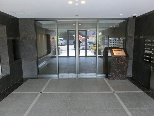 エントランス(エントランス)