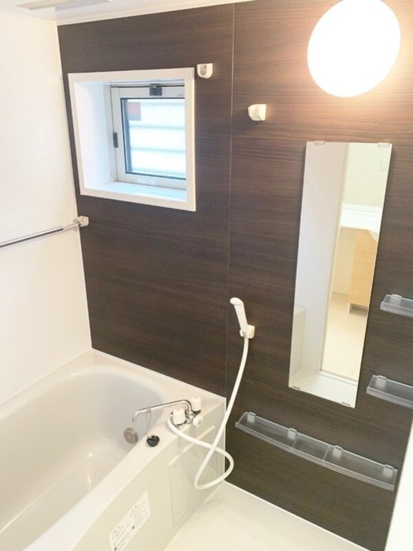 バス／シャワールーム等(★お風呂窓有り★)