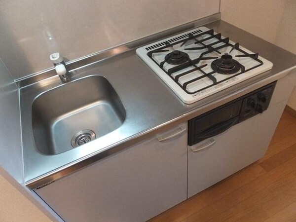 キッチン(システムキッチン２口コンロ)