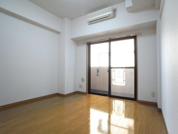 寝室(リビング/居室)