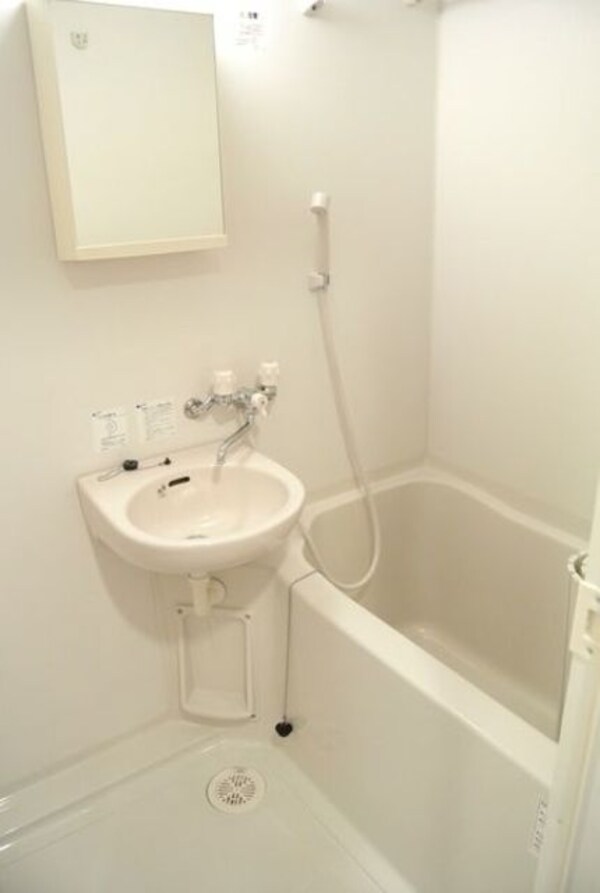 バス／シャワールーム等