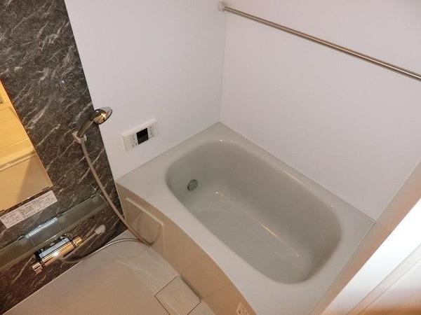 バス／シャワールーム等(追炊き付バス)