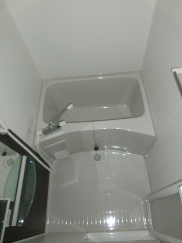 バス／シャワールーム等(綺麗なバスルームです)