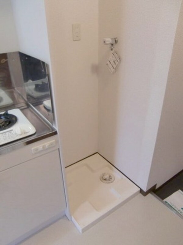 洗面(室内洗濯機置き場も御座います。)
