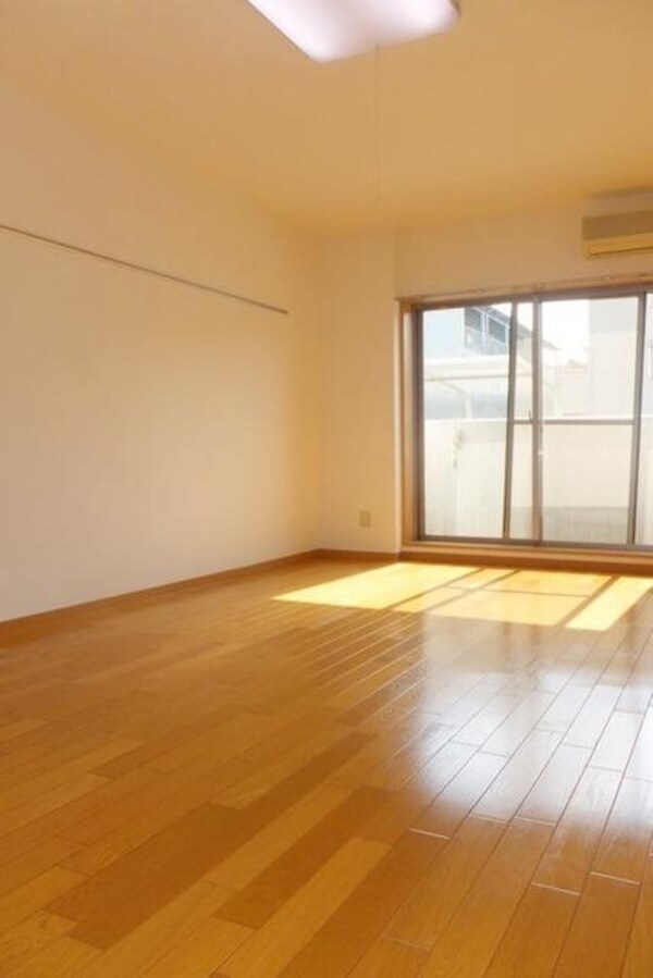 その他室内・内装(南西向きの明るいお部屋ですよ)