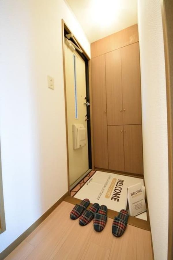 玄関(★シューズＢＯＸ完備★)