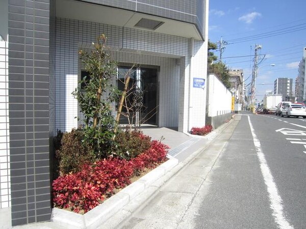 エントランス(エントランス入口)