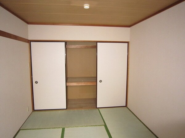 収納(押入)