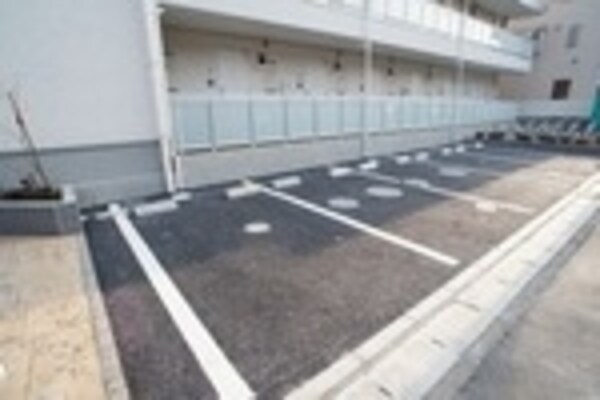 駐車場(駐車場)