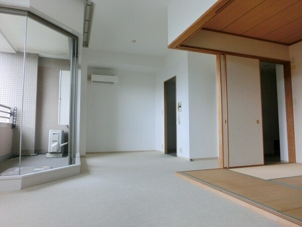 リビング・居室(広々ＬＤＫ１５．７帖)