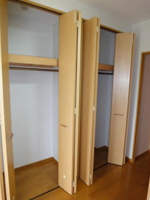 設備(クローゼット収納)