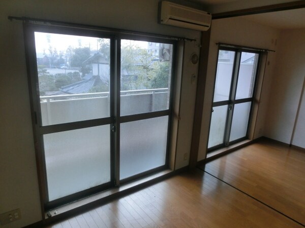 リビング・居室(２面採光の明るいお部屋です)