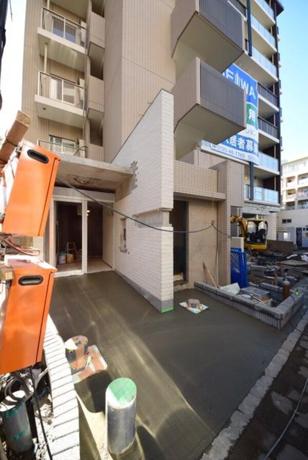 エントランス(※建設中)