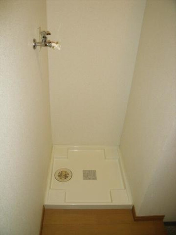 設備(室内洗濯機置き場)