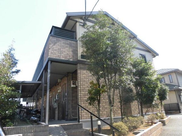 外観(駅近ですが静かな環境です)