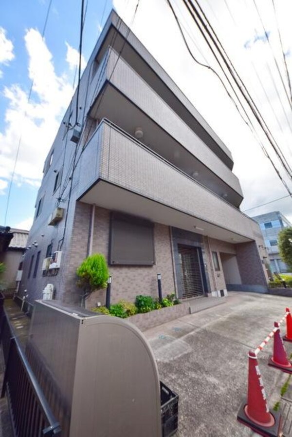 外観(綺麗な建物です)