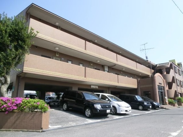 外観(落ち着いた住環境)