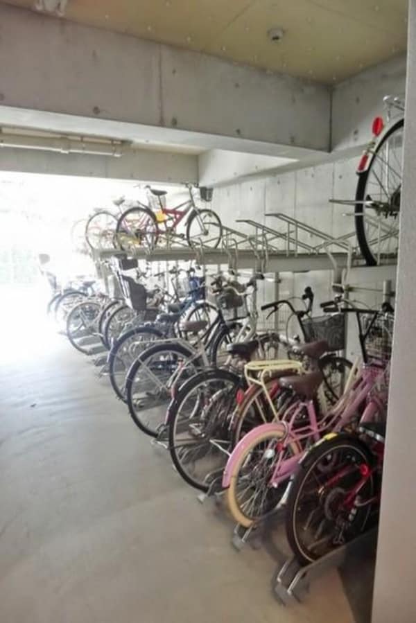 その他(敷地内駐輪場)