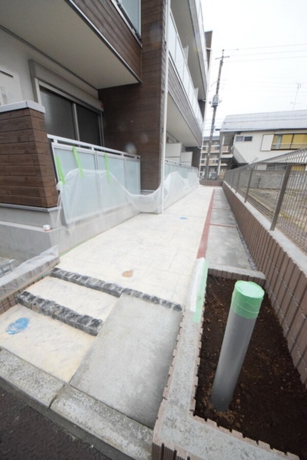その他(エントランス裏)