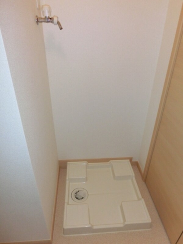 設備(室内洗濯機置き場)