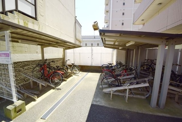 共有部分(敷地内駐輪場)