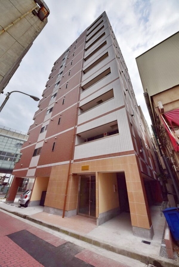 外観(千葉駅東口のすぐ近くです)