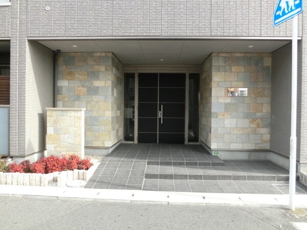 エントランス(エントランス)