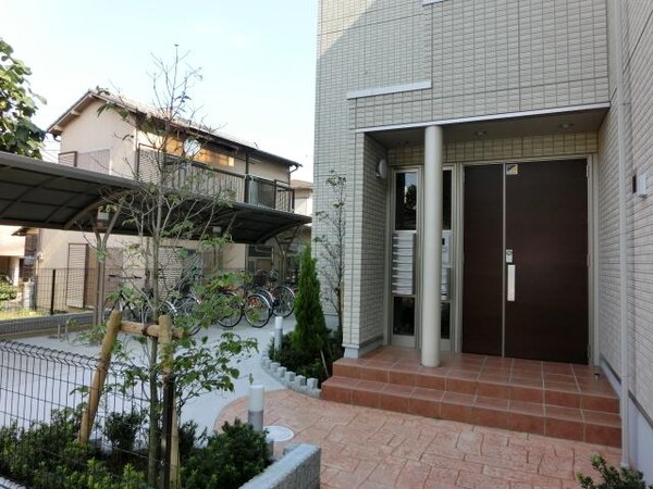 共有部分(安心のオートロックエントランスです)