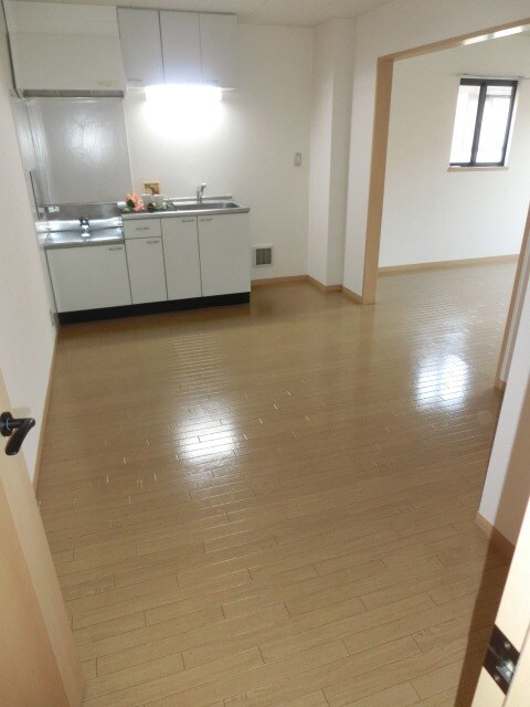 物件内観写真10　(その他居室)