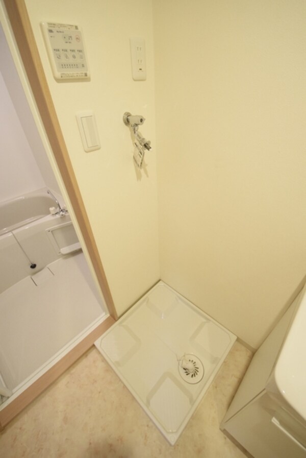 設備(室内洗濯機置場)