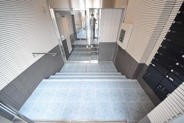 物件内観写真22　(エントランスロビー)