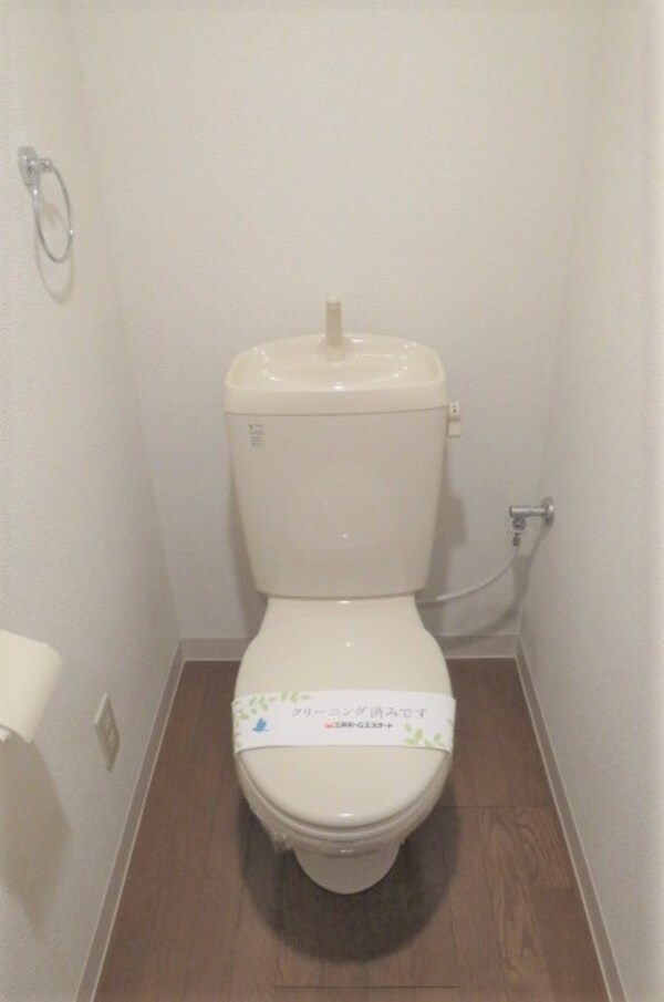 トイレ(バストイレ別です)