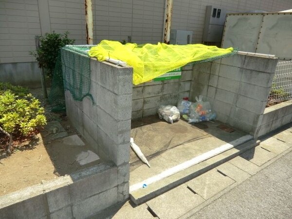 共有部分(共用ゴミステーション)