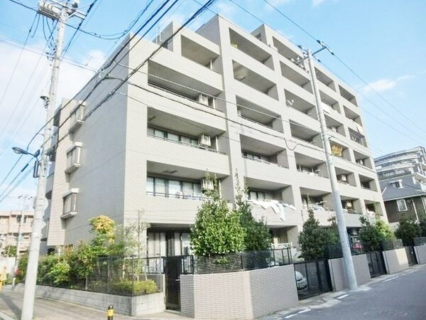 外観(鉄筋コン造７階建てマンションです)