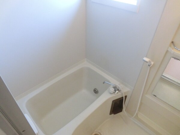 バス／シャワールーム等(追い焚き完備)