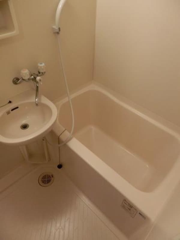 バス／シャワールーム等(ゆっくり入れるバスルーム)