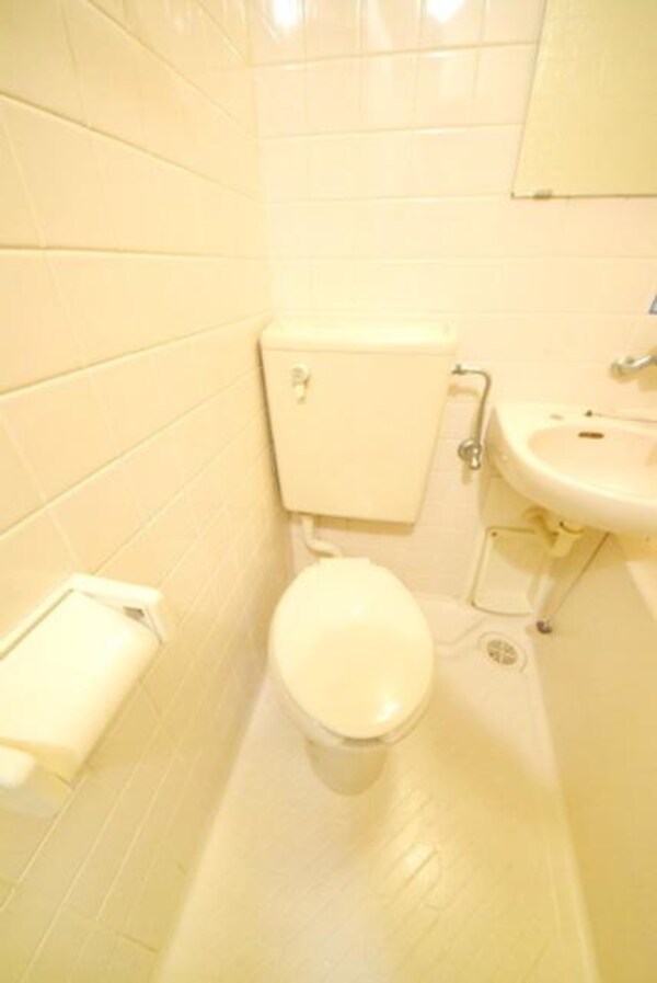 トイレ(トイレ)