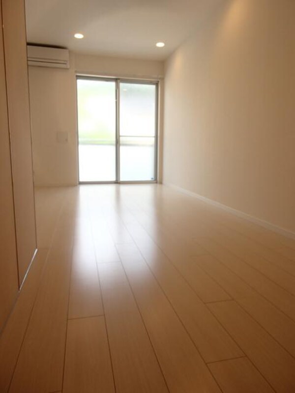 リビング・居室(オシャレなデザインの室内です)